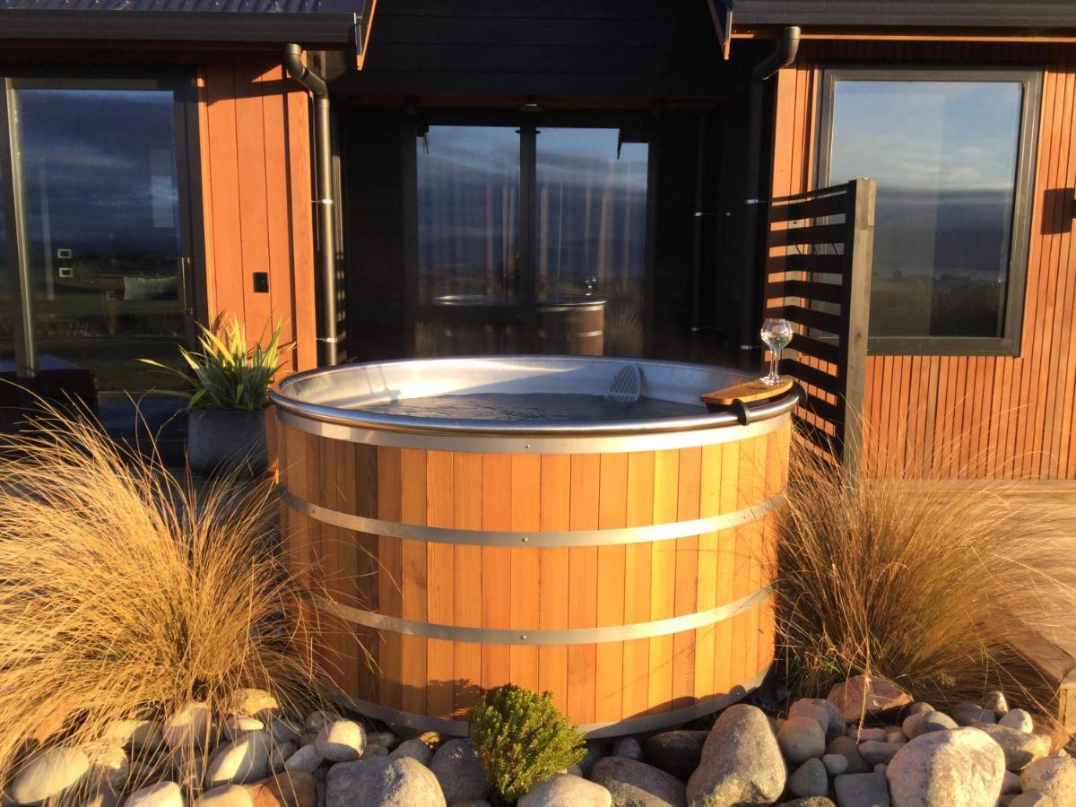 فيلا Fiordland Eco-Retreat -- Panoramic Views -- Hot Tub تي أناو المظهر الخارجي الصورة
